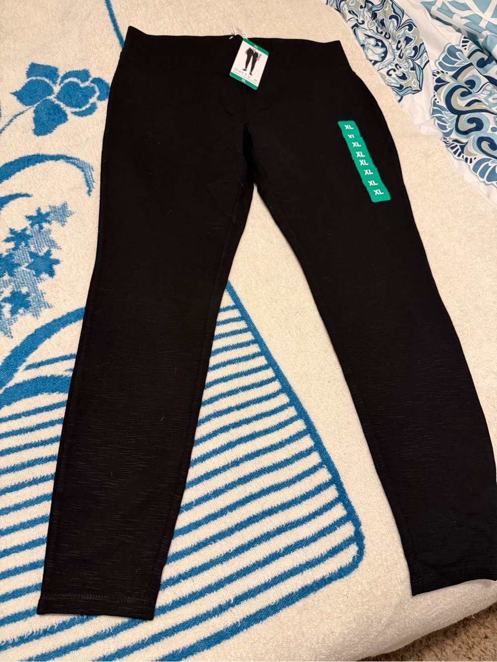 Matty M women’s Black Stretch Leggings